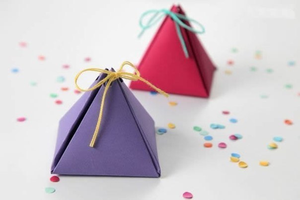DIY Cute Simple Pyramid Gift Box 10