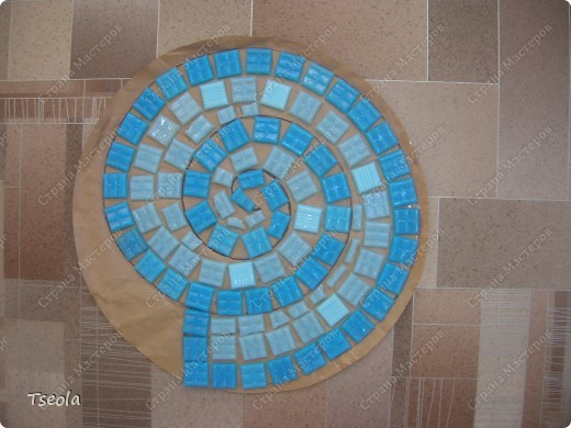 DIY Mosaic Tile Garden Stepping Stones 4
