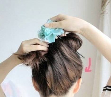 DIY Easy Updo Hairstyle with a Chopstick 6