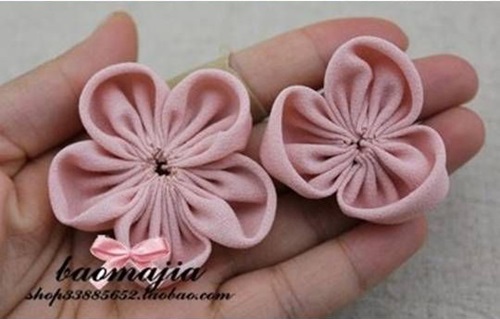 DIY Beautiful Fabric Flower Hair Clip 6