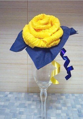 DIY Easy Napkin Paper Roses 9